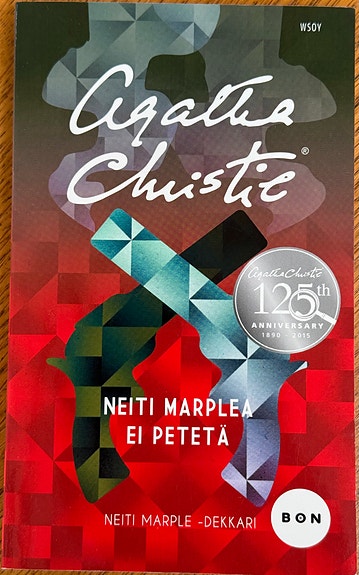 Christie Agatha - Neiti Marplea ei petetä
