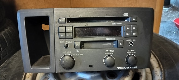 Volvo V70 Mk2 Radio