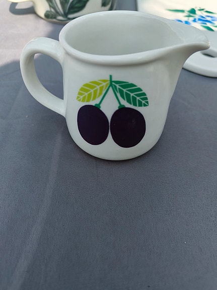 Pieni Arabian Luumu kermakko