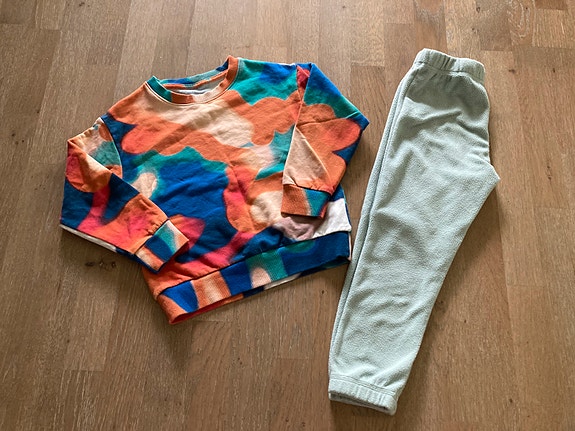 Bogi-fleece ja Lindex-collari 110