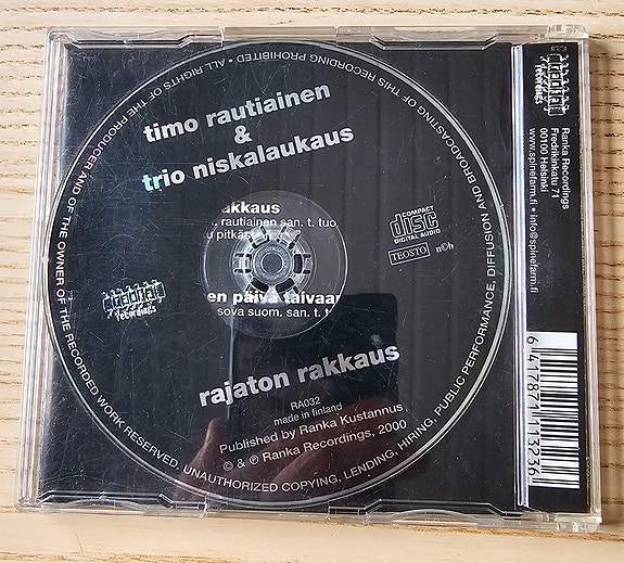 Product image 3 of 3