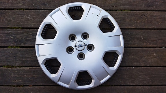 1 kpl Opel Astra H 16" pölykapseli