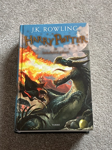 Harry Potter ja liekehtivä pikari