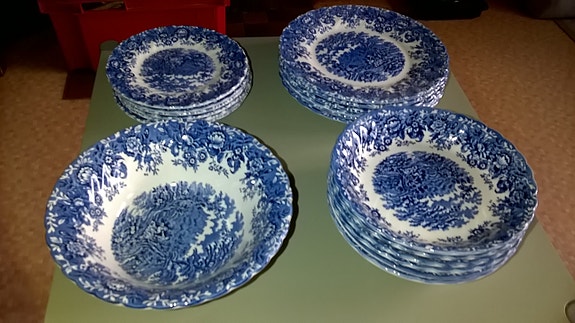 Englantilainen astiasto
