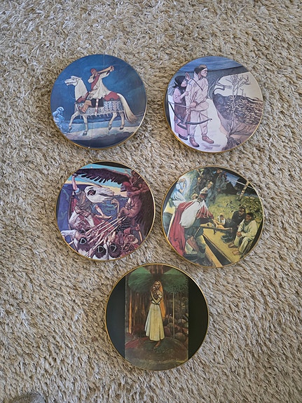 Arabia Kalevala seinälautaset Akseli Gallen-Kallela 5 kpl 50,-.