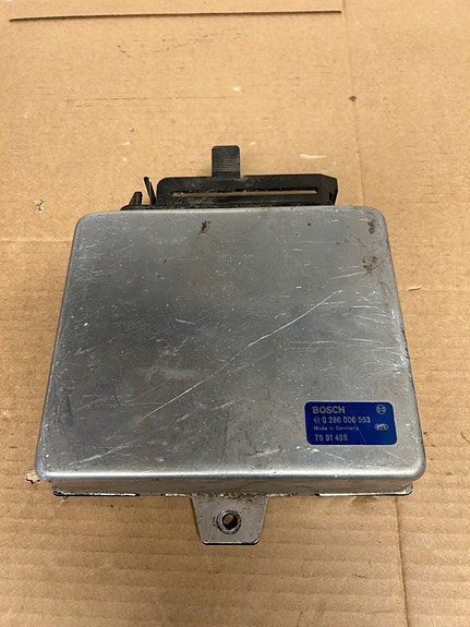 Saab 9000 ECU