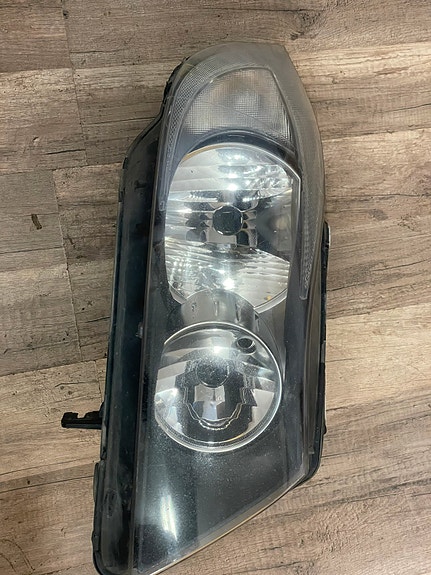 Etuvalo oikea bmw e90 e91