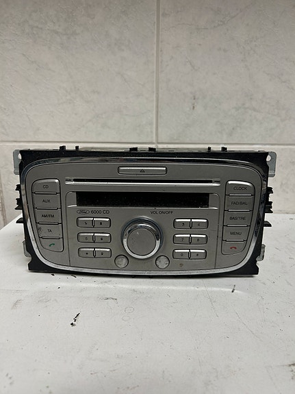Ford radio