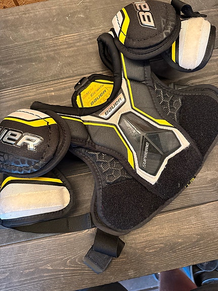 Bauer Supreme Hartiasuojat Youth Large