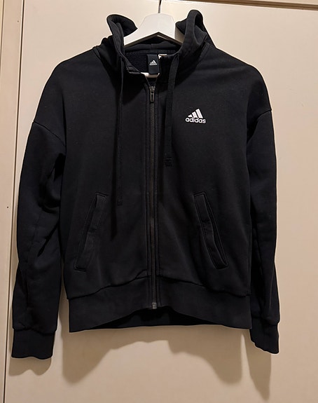 Naisten adidas huppari