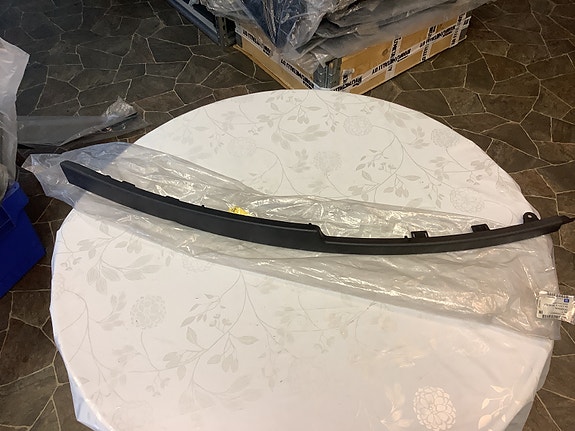 13269824 etupuskurin osa Opel Insignia A