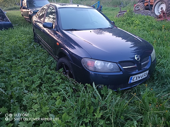 Nissan Almera