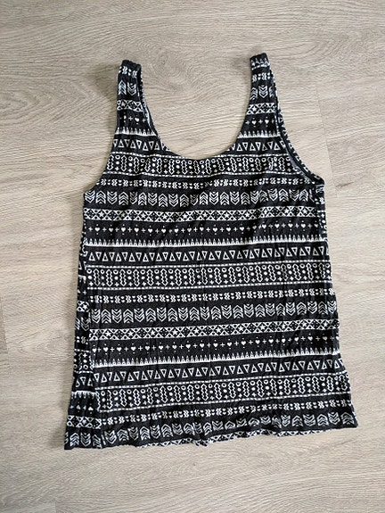 H&M mustavalkokuvioinen toppi, S