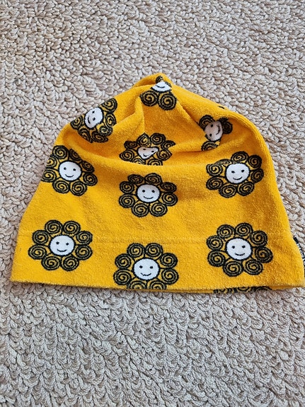 Metsola frotee pipo auringot 6-8 v koko