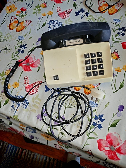 Bluetooth lanka puhelin