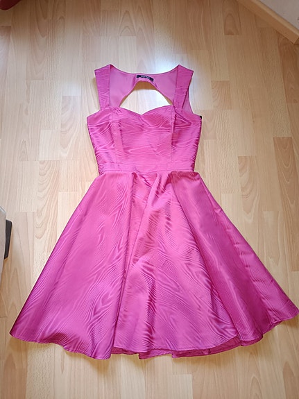 Swing-mekko, 34