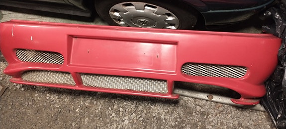 Toyota Corolla 1987-1992 FX:n tuning takapuskuri.