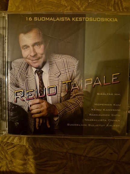 Reijo Taipale - 16 Suomalaista Kestosuosikkia Cd