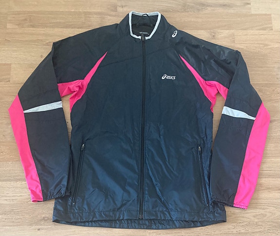 Asics naisten juoksutakki koko M