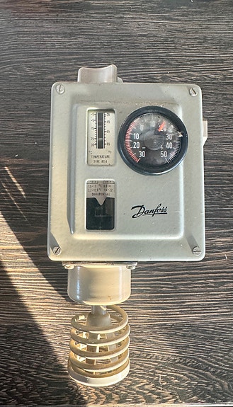 Danfoss RT4 termostaati.