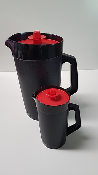 Tupperware yleiskannu + yleiskannu mini -setti