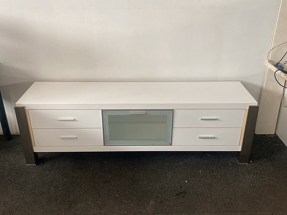 Tv taso 180cm 56cm korkea