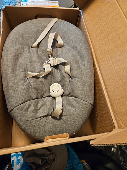 Stokke Nomi Newborn Set -istuin harmaa
