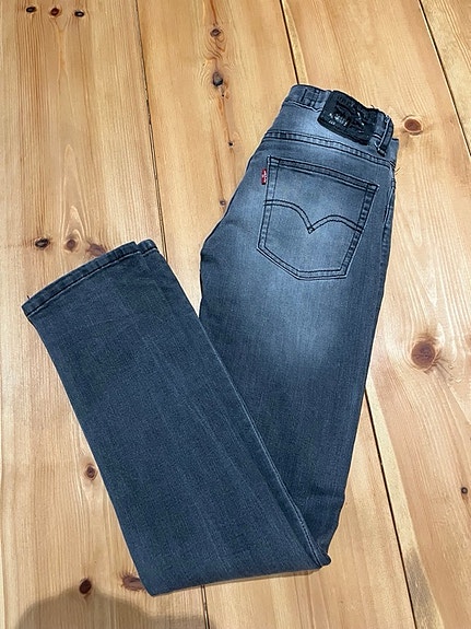 Levis 501 farkut  skinny 152cm
