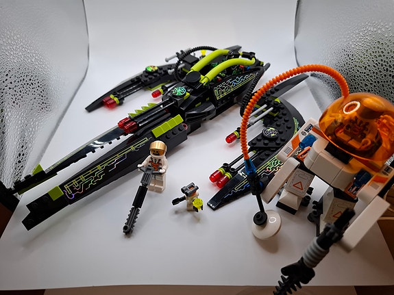 Lego Mars Mission 7646 ETX Alien Infiltrator