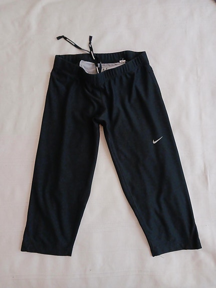 Nike naisten treenicaprit koko S