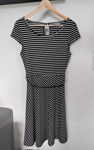 Vero Moda trikoomekko, S
