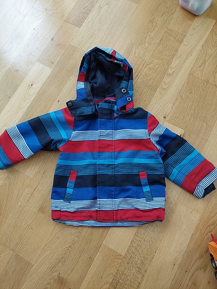 Välikausitakki 80 (name it)