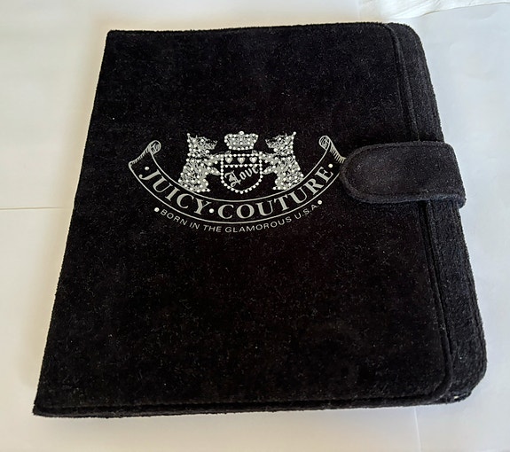 Juicy Couture iPad 2 suojakotelo
