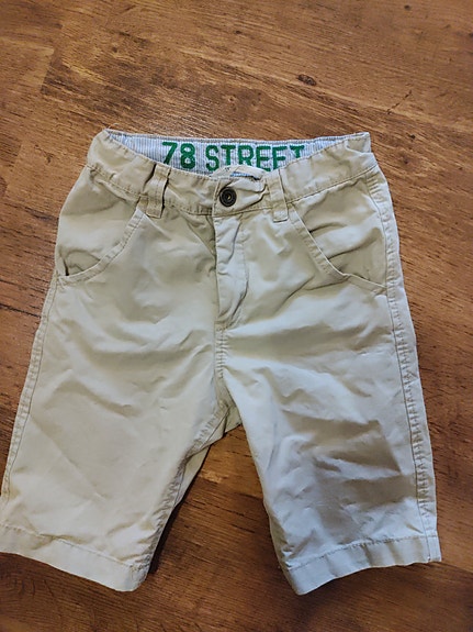 Poikien shortsit 116