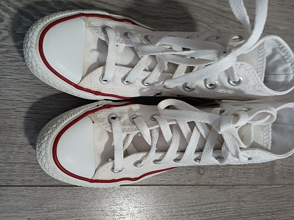 Converse 35/22cm valkoiset tennarit (Herttoniemi/Hki)