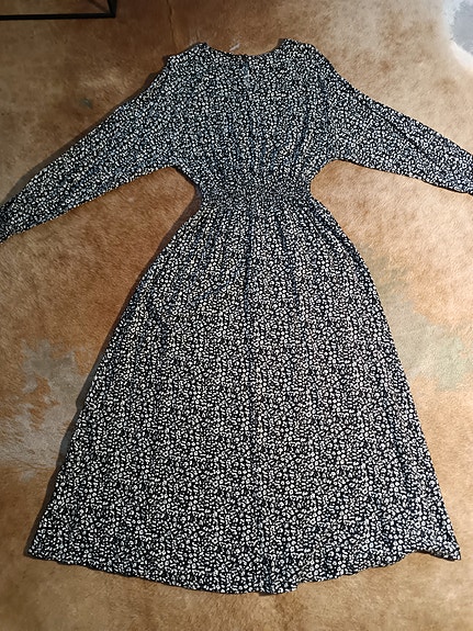 Esmara 34-36/XS-S viskoosi maximekko