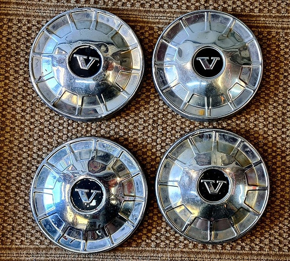 Volvo metalliset pölykapselit 15” vanteelle
