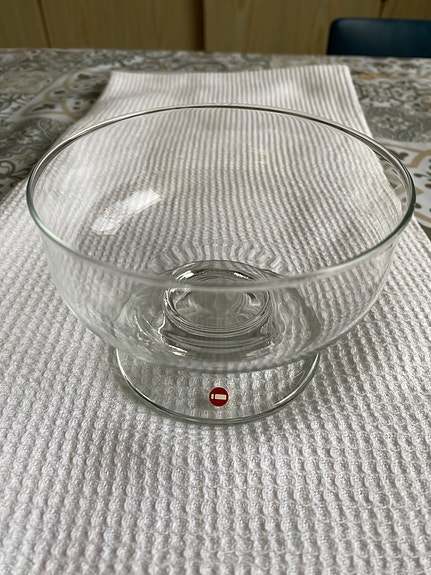 Iittala Jälkiruoka kulho korkeus 4 cm.