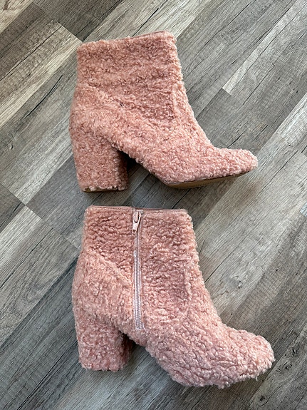 Teddypäällysteiset korkkarit 37