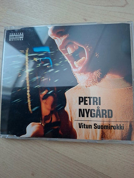 Petri Nygård Vitun Suomirokki cd