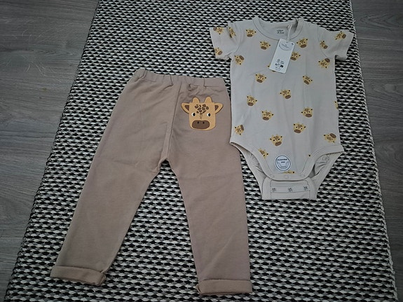 Uusi Lindex body ja housut koko 86