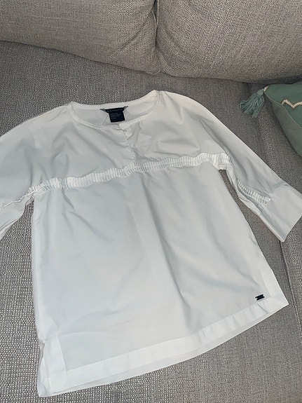 Armani paita XS
