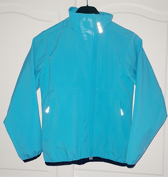 Reima softshell takki kesäksi 122