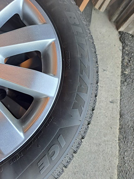 205/55R16 91S Blizzak ice