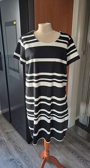 Esmara mekko 44/46