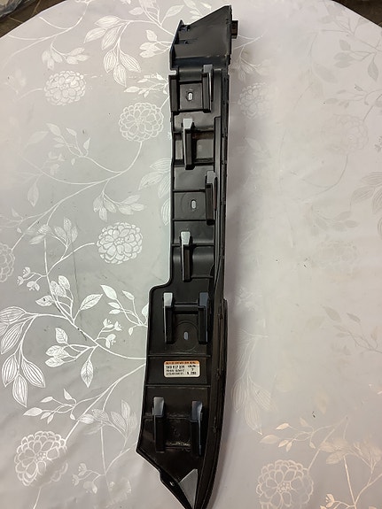 1K9807376 Puskurin ohjain VW Golf stw