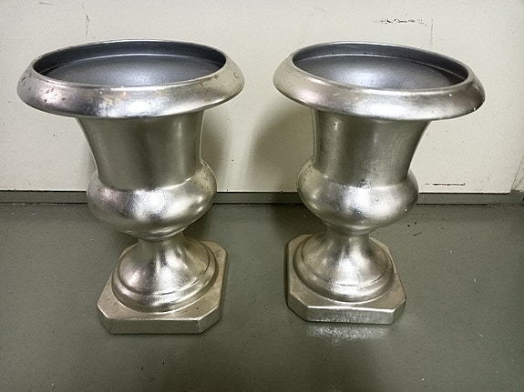 Sia Collection 2 kpl setti 33cm hopeinen suojaruukku (Herttoniemi/Hki)