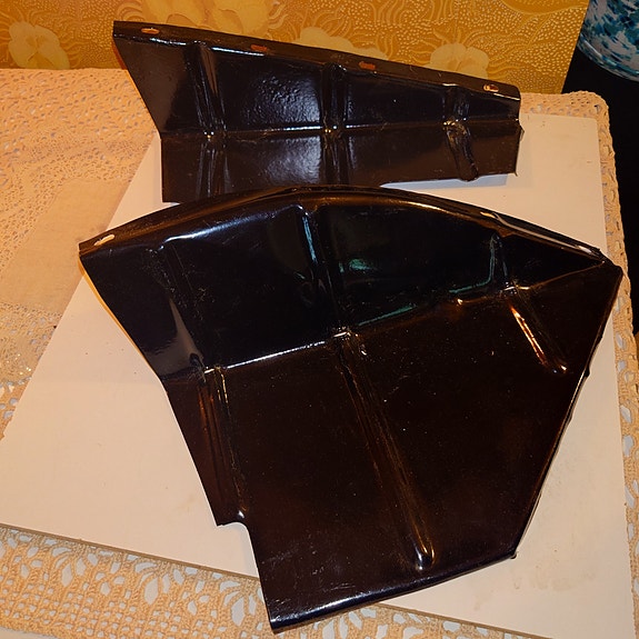 volvo PV 544 ja 444 suojapellit auton alle?