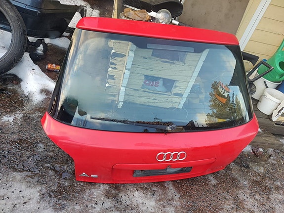 Audi a3 takaluukku