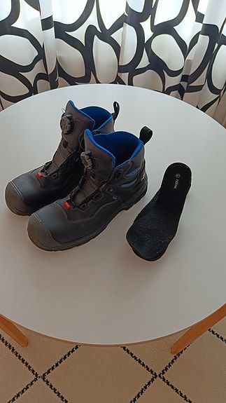 Turvakengät koko 47